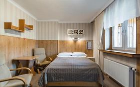 Pokoje Goscinne I Apartamenty Krupowki 19