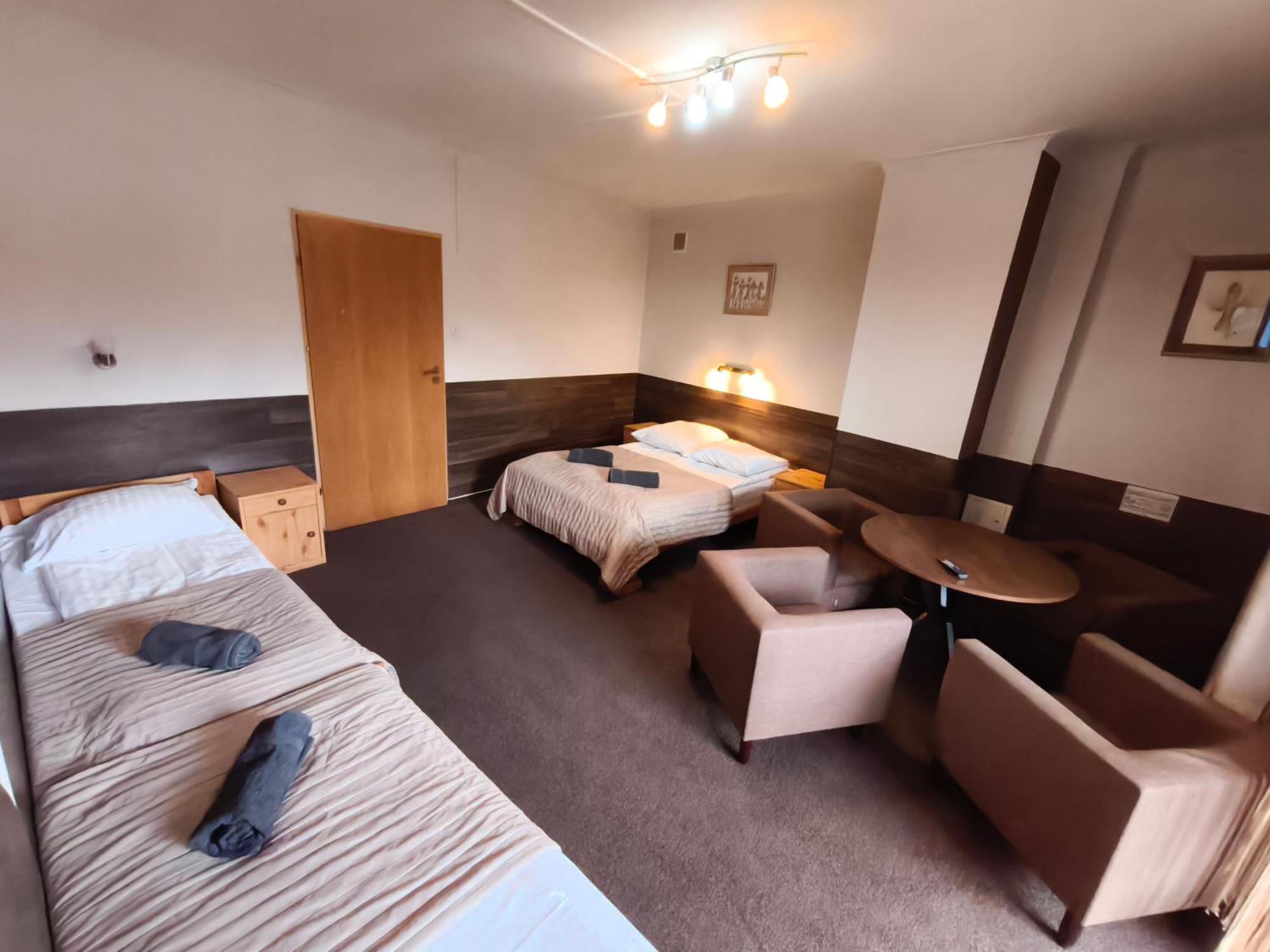 Pokoje Goscinne I Apartamenty Krupowki 19 Zakopane Extérieur photo
