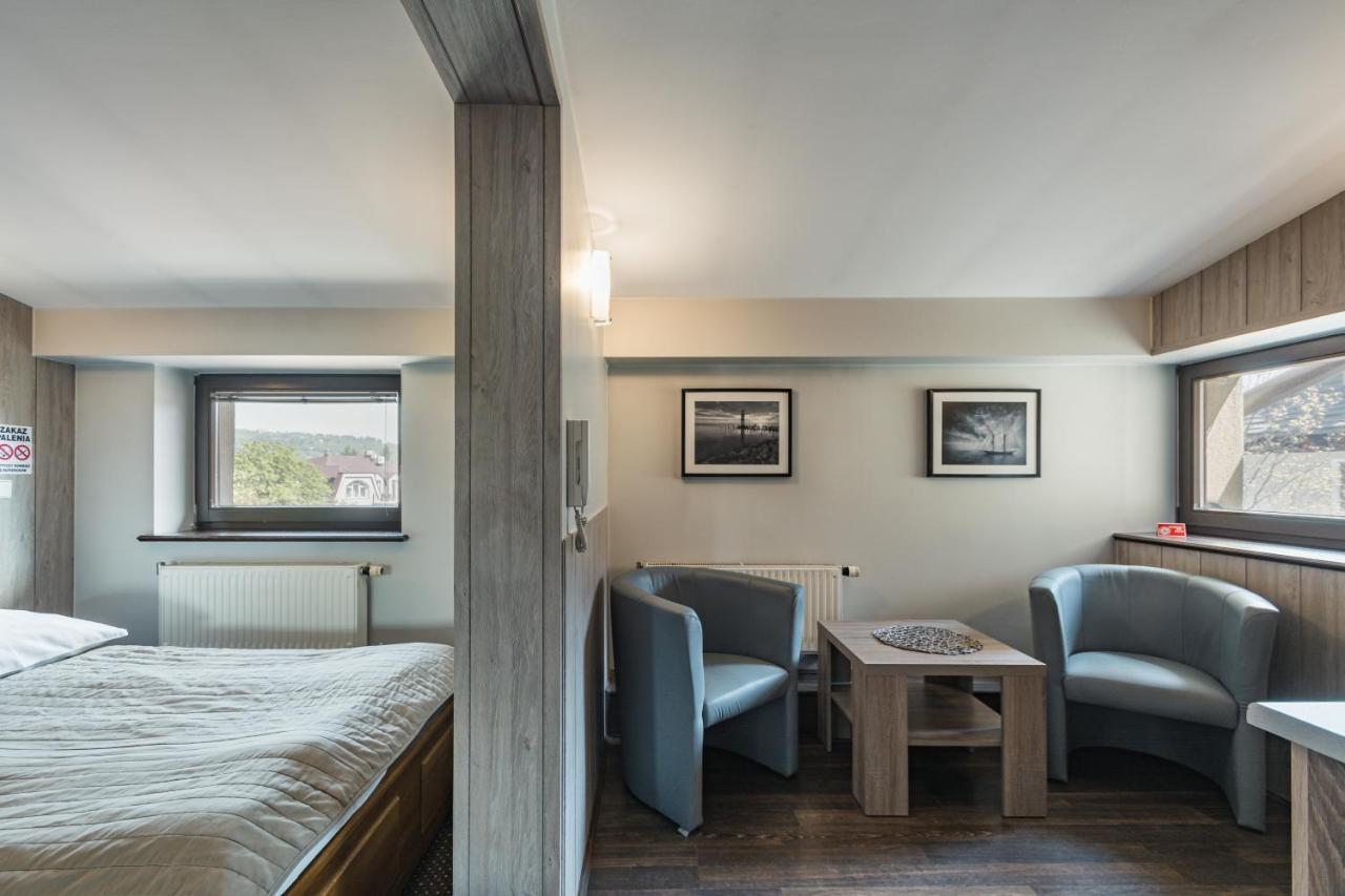 Pokoje Goscinne I Apartamenty Krupowki 19 Zakopane Extérieur photo